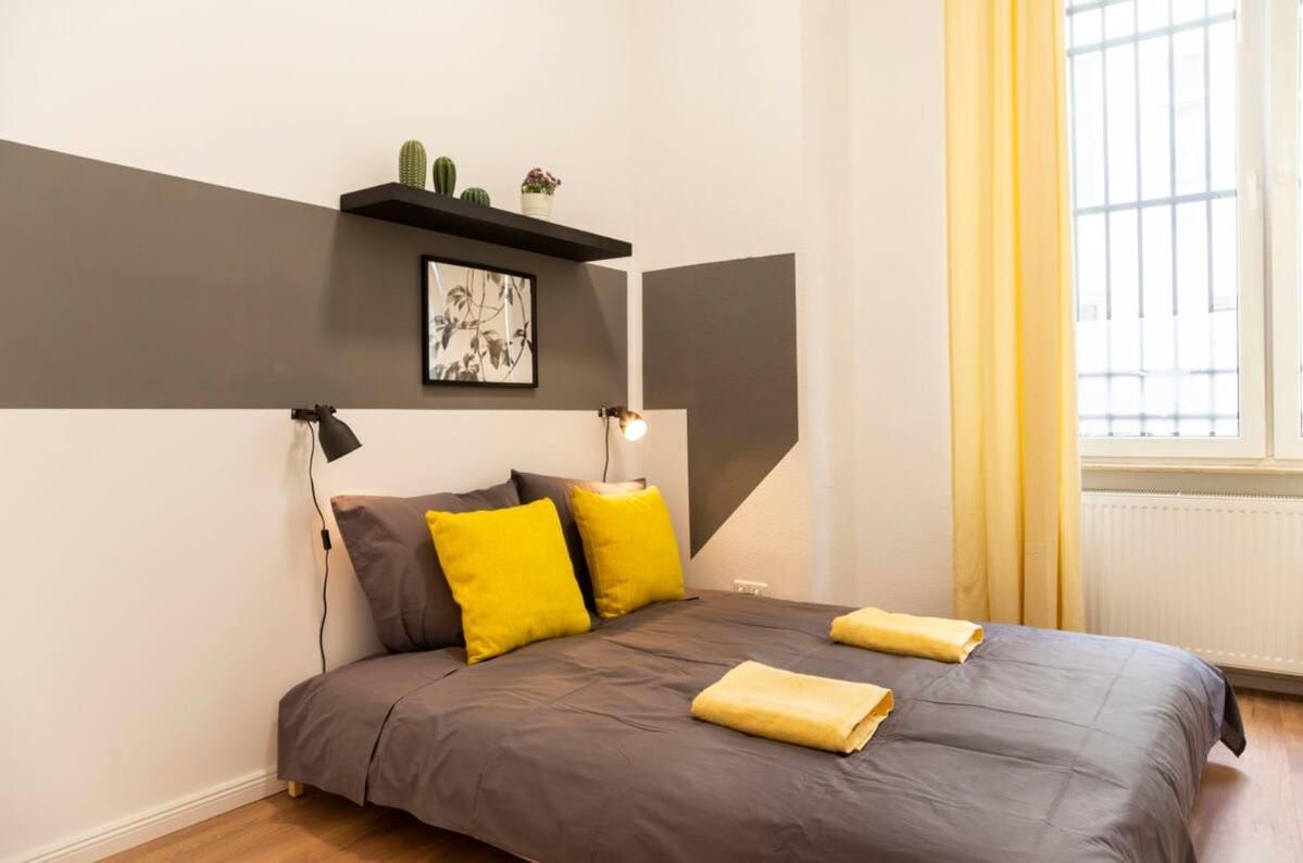 Modern 2 Bedroom Apartment In Berlin Schoeneberg Luaran gambar