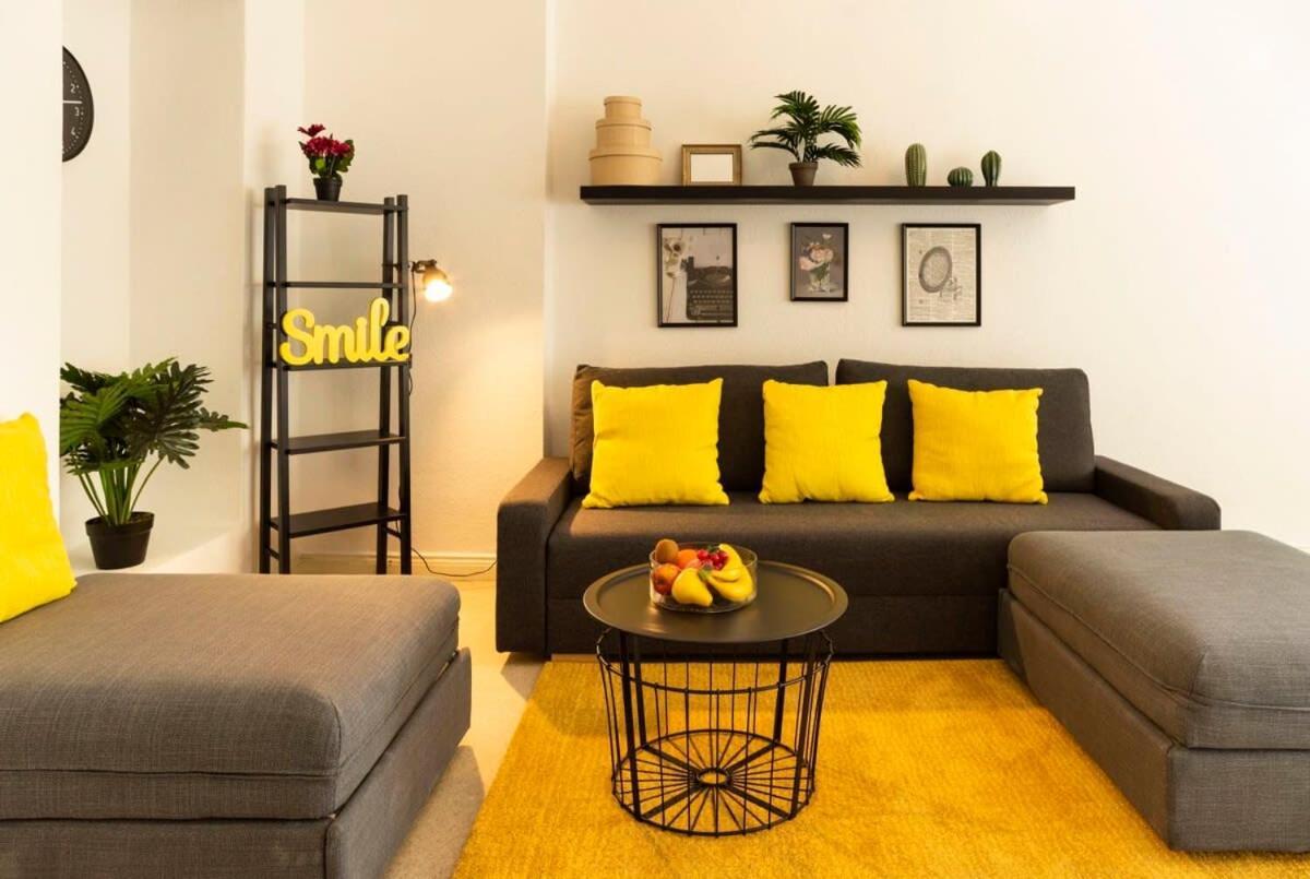 Modern 2 Bedroom Apartment In Berlin Schoeneberg Luaran gambar