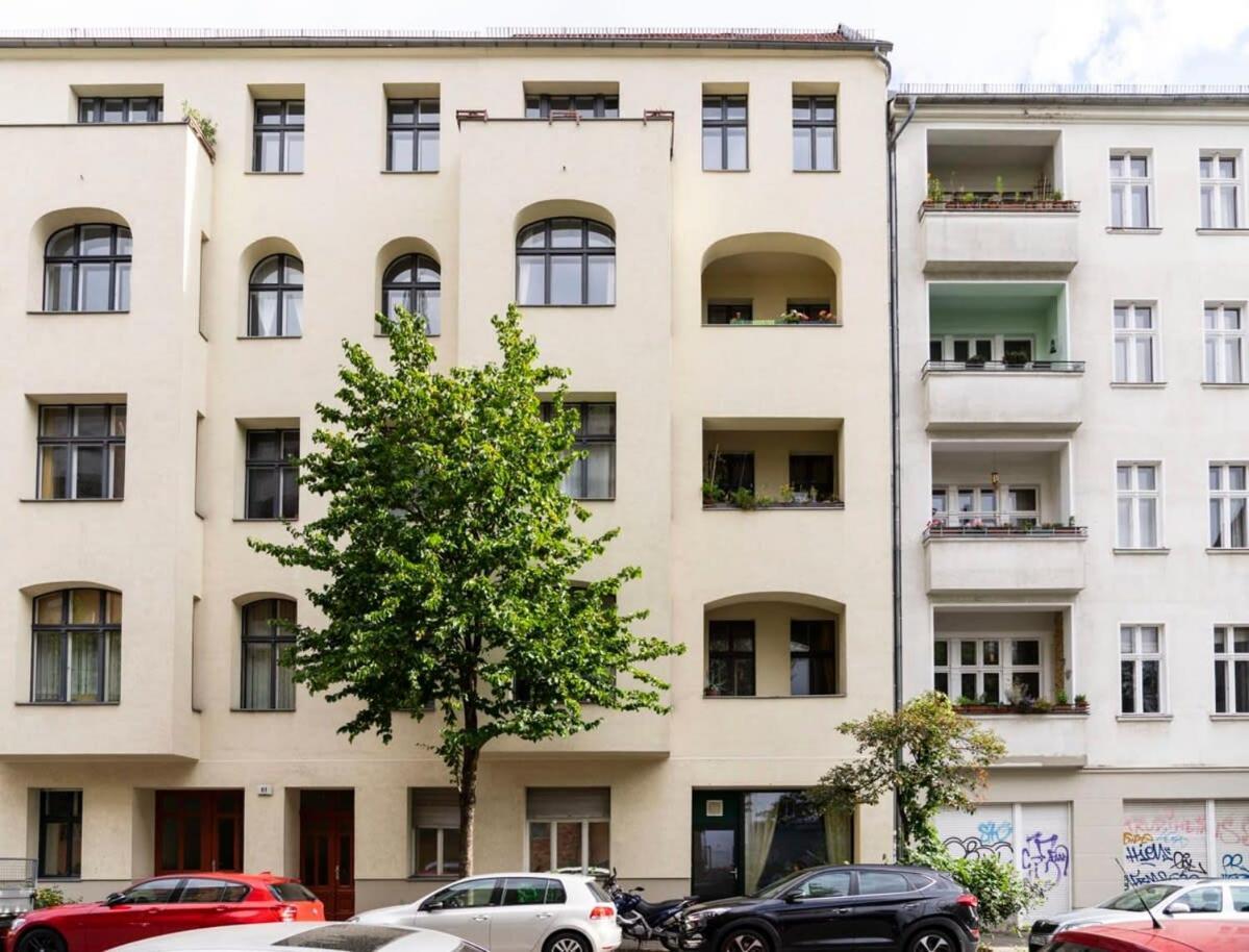 Modern 2 Bedroom Apartment In Berlin Schoeneberg Luaran gambar